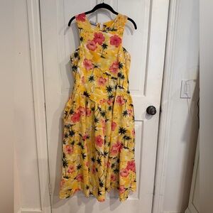 Vintage 90s Yellow Floral Midi Sun Dress w Pink Hibiscus Accents. Hawaiian